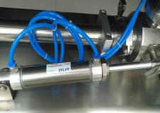 臥式攪拌醬類電動灌裝機(jī)